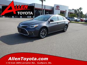  Toyota Avalon 4dr Sdn XLE in Gulfport, MS