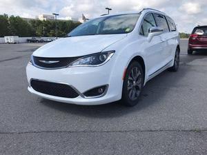  Chrysler Pacifica Touring-L For Sale In Sherwood |