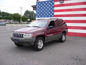  Jeep Grand Cherokee Laredo in Centereach, NY