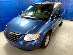  Chrysler Town & Country Touring For Sale In Bedford |