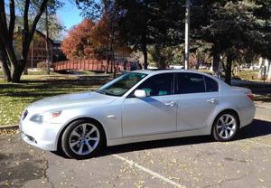  BMW 545I