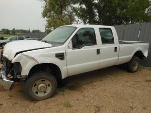  Ford F-250 Crew Cab 4X4 Pickup Parting Out