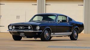  Ford Mustang GT Fastback