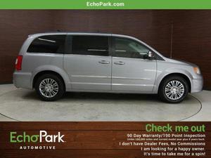  Chrysler Town & Country Touring-L For Sale In Thornton