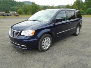  Chrysler Town & Country Touring in Elizabethtown, NY