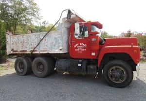  Mack R688ST Dump Truck