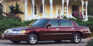  Lincoln Town Car Signature in Bel Air, MD