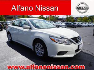  Nissan Altima 2.5 in Torrington, CT