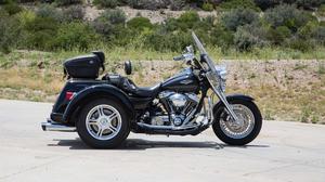  Harley-Davidson Flhr Trike