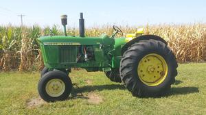  John Deere  Standard