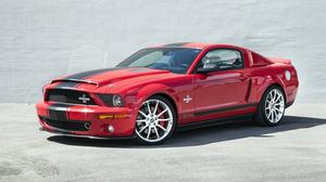  Ford Shelby GT500 Super Snake