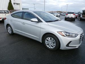  Hyundai Elantra SE in Liverpool, NY