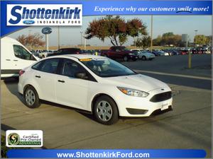  Ford Focus S in Indianola, IA