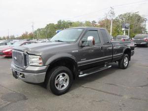  Ford F-250 Super Duty Supercab 142 Lariat 4WD