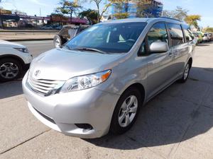  Toyota Sienna 5dr 8-Pass Van LE FWD (N in Woodside, NY