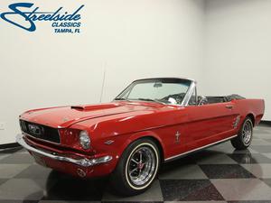  Ford Mustang Convertible