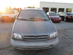  Toyota Sienna LE in Columbus, GA