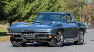  Chevrolet Corvette Resto Mod