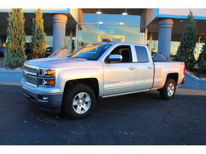  Chevrolet Silverado  LT in Olathe, KS