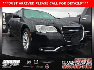 Chrysler 300 in Thousand Oaks, CA