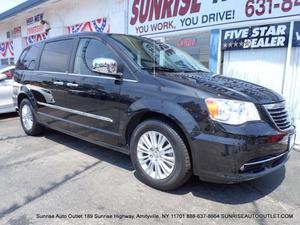  Chrysler Town & Country Limited in Amityville, NY