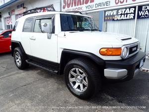  Toyota FJ Cruiser in Amityville, NY