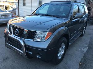  Nissan Pathfinder XE in Jamaica, NY