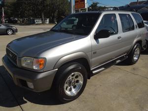  Nissan Pathfinder XE in Longwood, FL