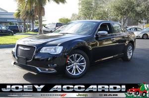  Chrysler 300 C in Pompano Beach, FL