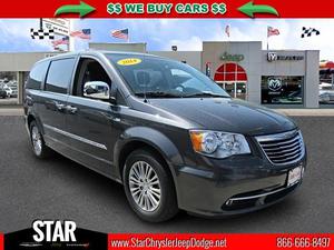  Chrysler Town & Country Touring-L in Queens Village, NY