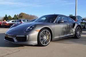  Porsche 911 Turbo S Coupe