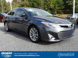  Toyota Avalon XLE in Hickory, NC