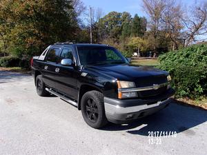  Chevrolet Avalanche  LS in High Point, NC