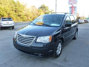  Chrysler Town & Country Touring in Wilmington, NC