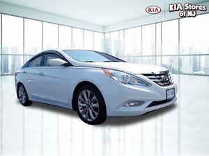  Hyundai Sonata Limited in Burlington, NJ