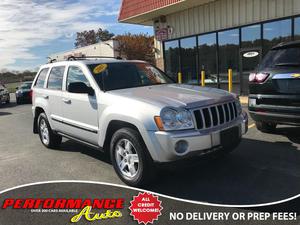  Jeep Grand Cherokee Laredo in Bohemia, NY