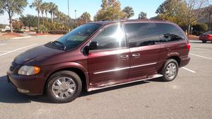  Chrysler Town & Country Limited in Savannah, GA