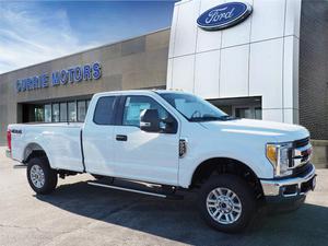  Ford F-250 XL in Frankfort, IL