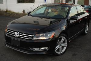  Volkswagen Passat V6 SEL Premium in Brockton, MA