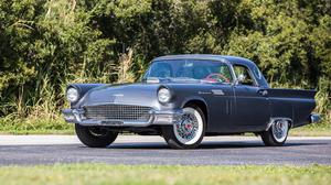  Ford Thunderbird