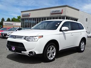  Mitsubishi Outlander SE in Attleboro, MA