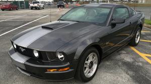  Ford Mustang GT Premium