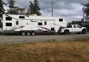  Keystone RV Fuzion