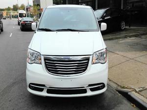  Chrysler Town & Country 4dr Wgn Touring in Bayside, NY