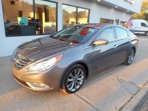  Hyundai Sonata Limited in West Babylon, NY