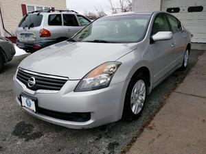  Nissan Altima 2.5 in Manchester, CT