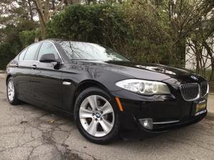  BMW 5-Series 528i xDrive in Hempstead, NY