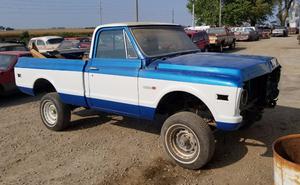  Chevrolet C10 Cheyenne 4X4 Pickup