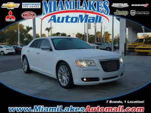  Chrysler 300 C in Hialeah, FL