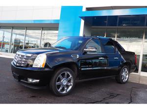  Cadillac Escalade EXT Premium in Plymouth, MA